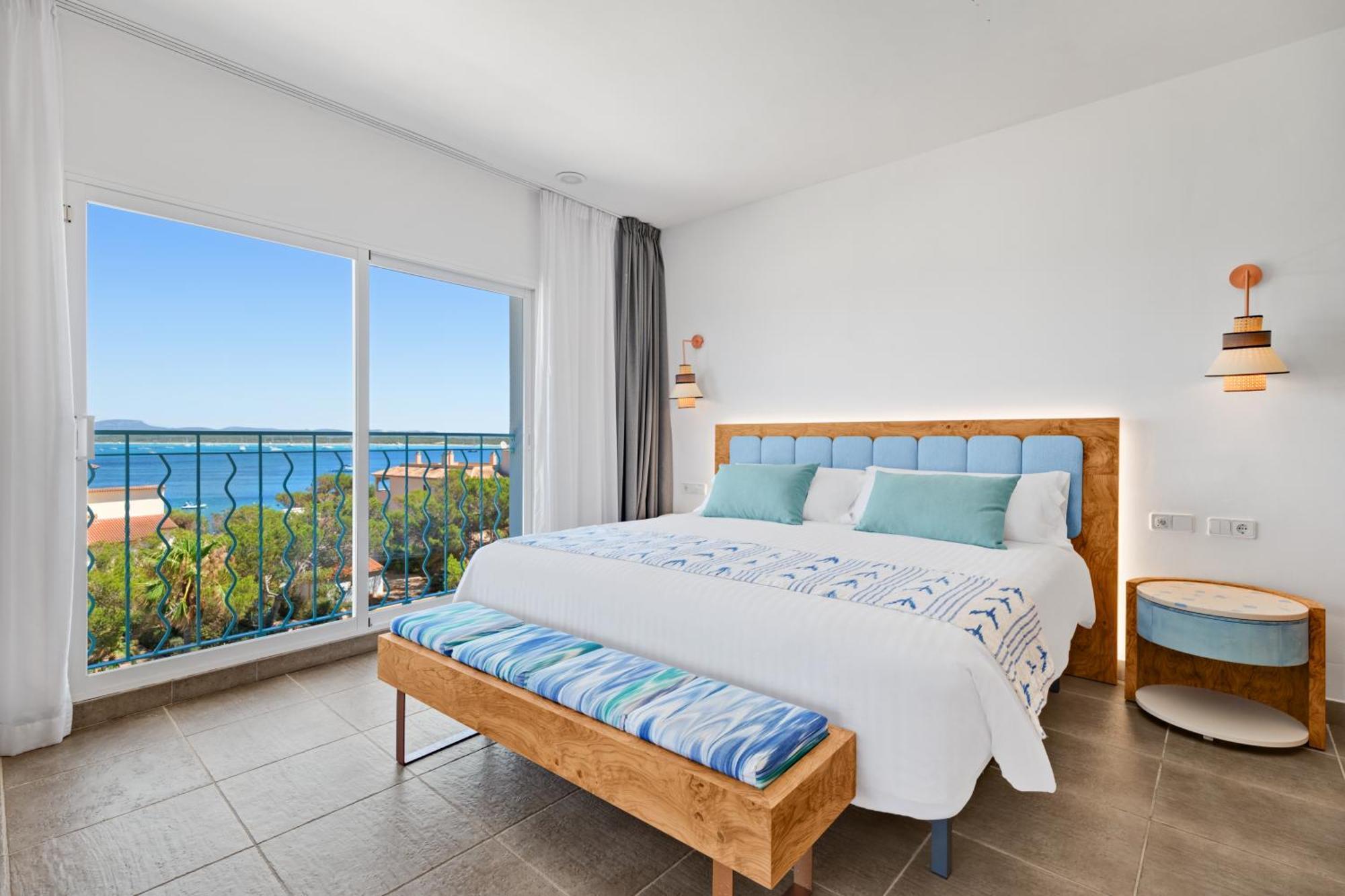 Suite con terraza con vistas al mar